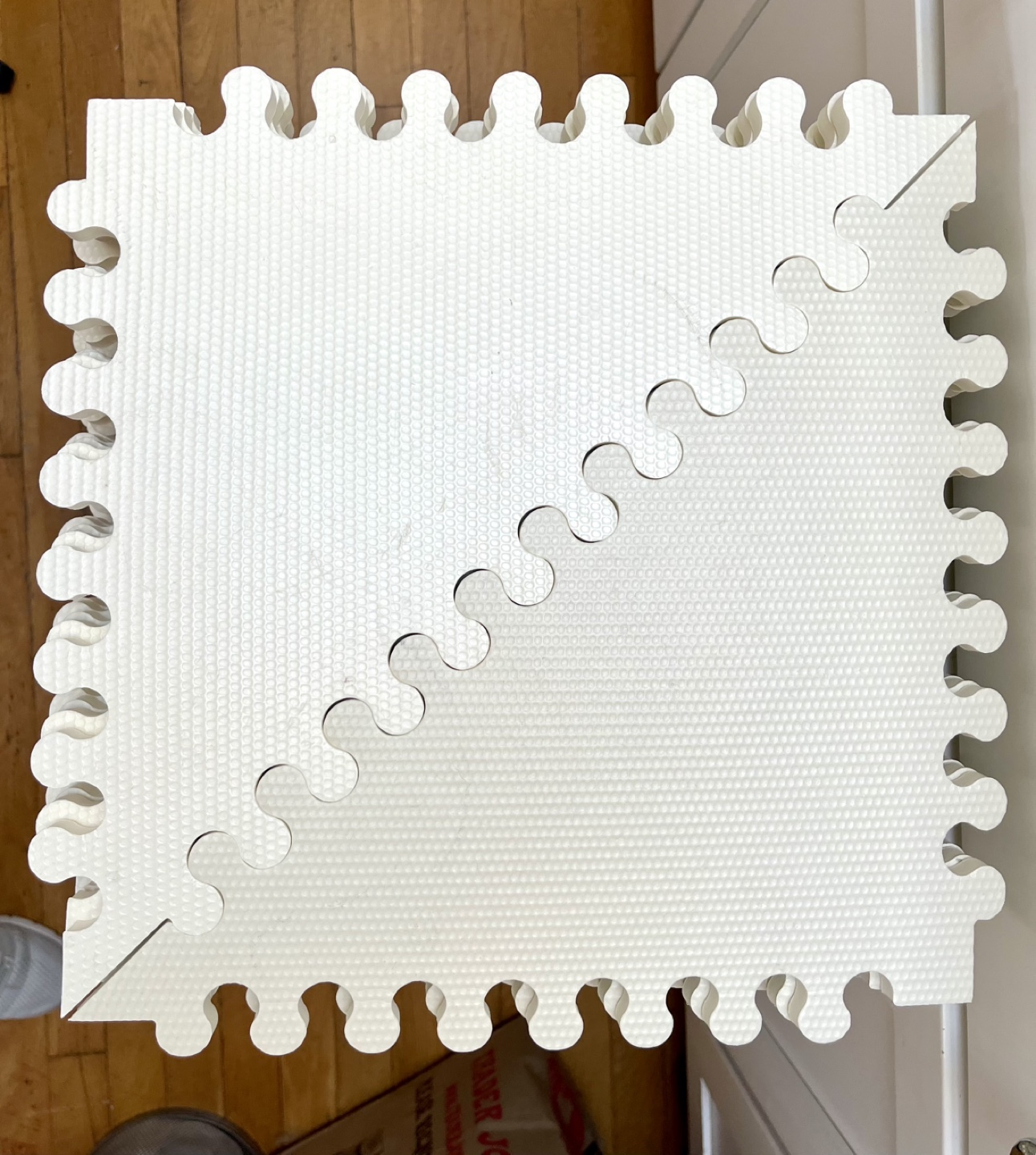 60-Piece Interlocking Foam Puzzle Floor Mat