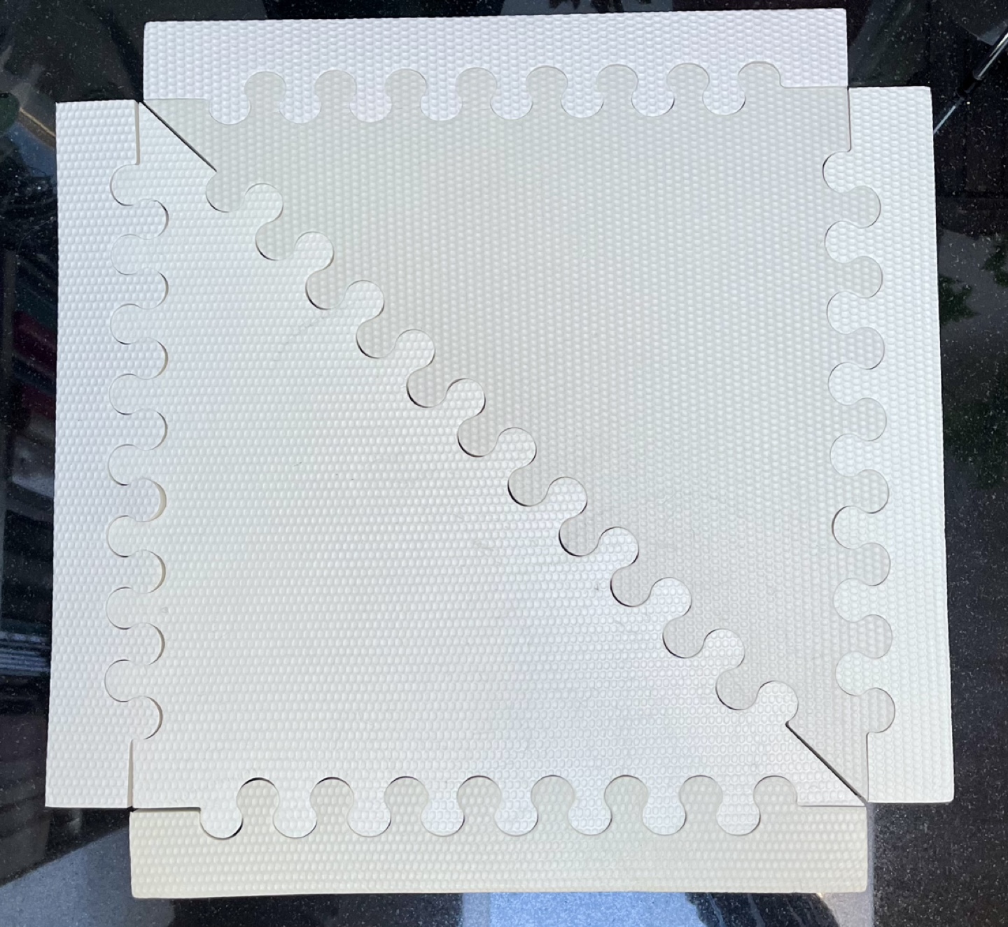 60-Piece Interlocking Foam Puzzle Floor Mat - photo 2