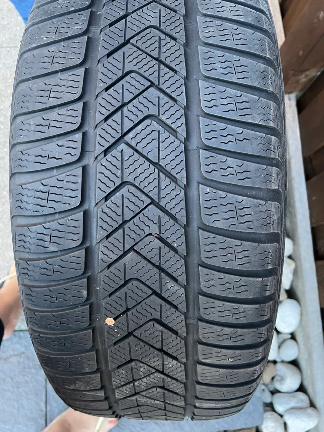 BMW 20 inch Wheel and Tire image indicator(4)