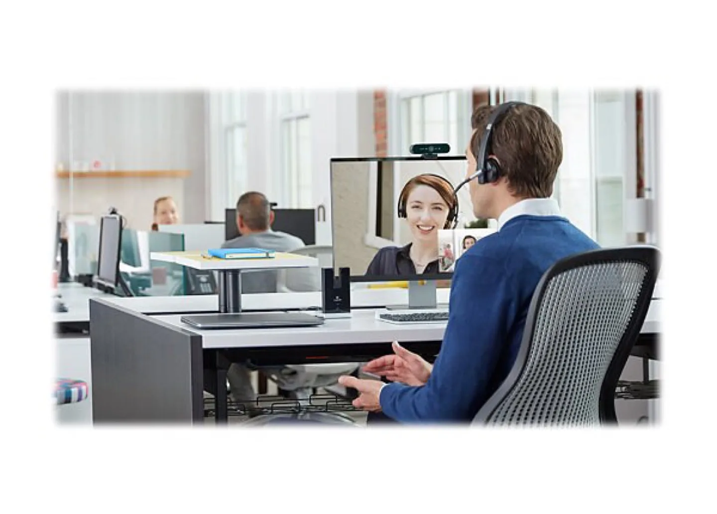 Logitech BRIO Webcam - 90 fps - Black - USB 3.0 image indicator(6)