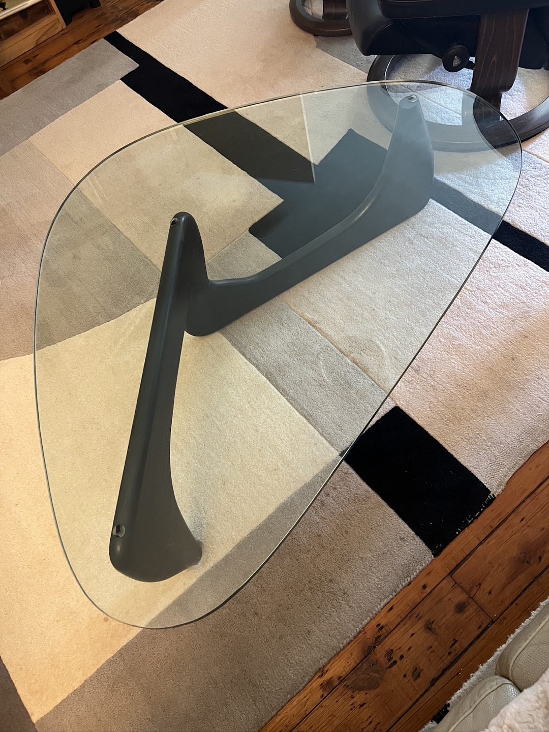 Noguchi black wooden base Coffee Table - photo 3