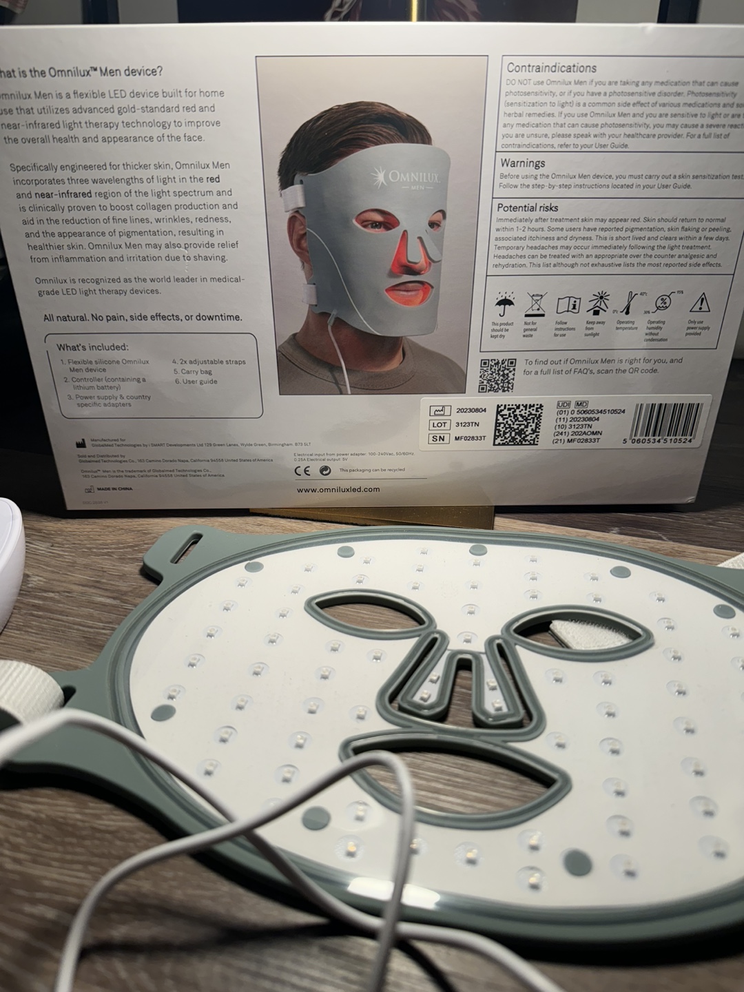 OmniLux Men LED Light Therapy Device - photo 5
