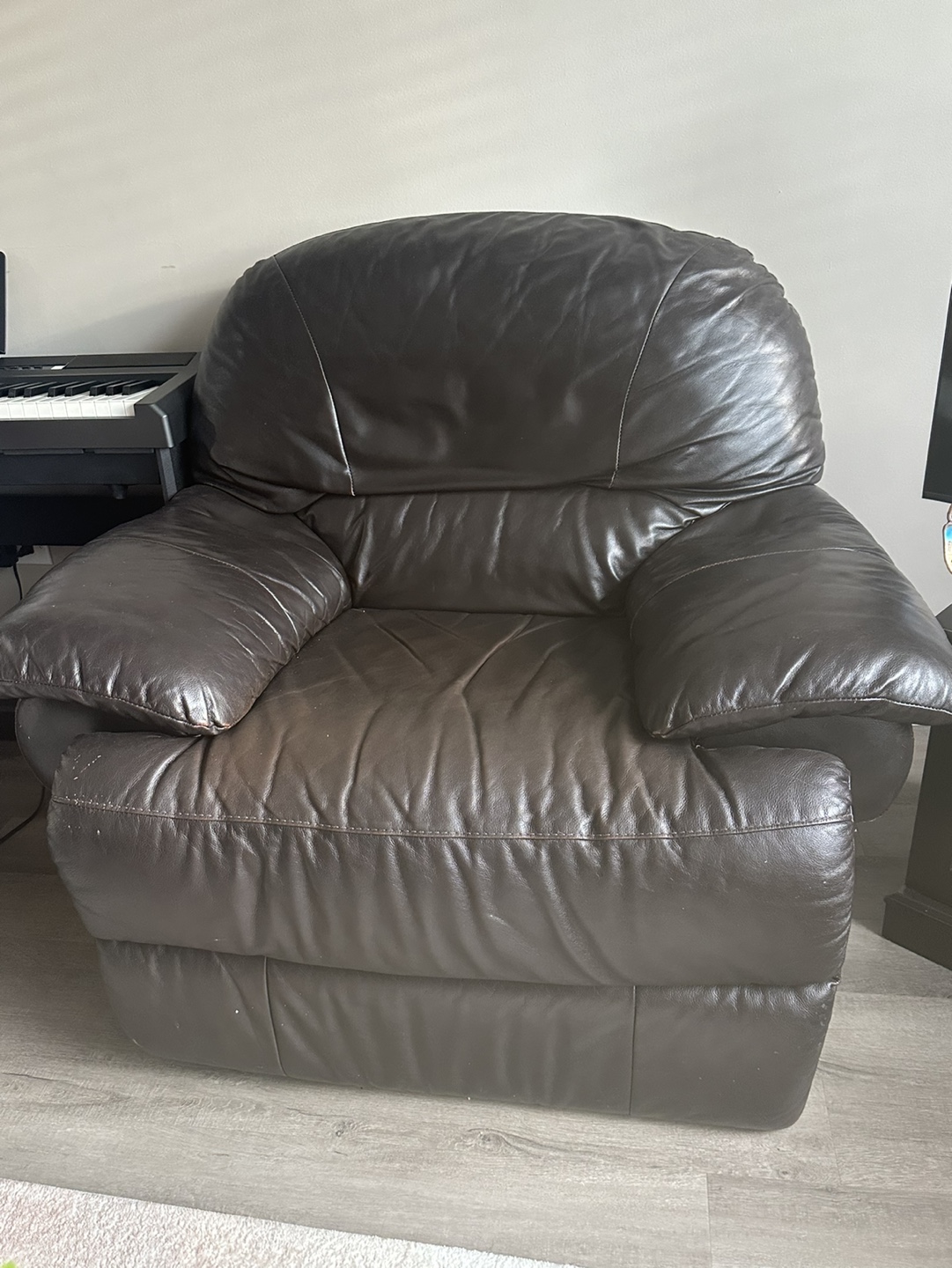Brown Leather Recliner couch