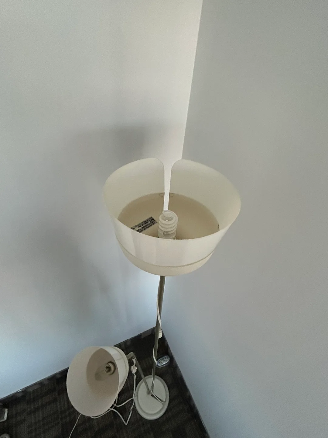 IKEA Floor Lamp image indicator(3)