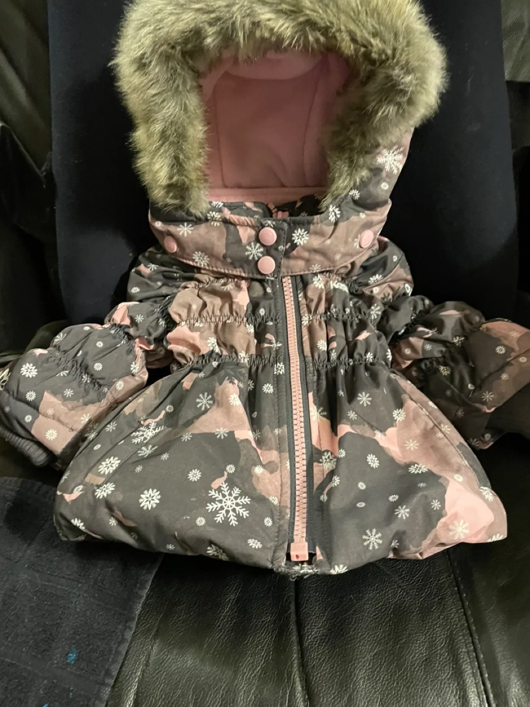 baby Oshkosh winter jacket image indicator(3)
