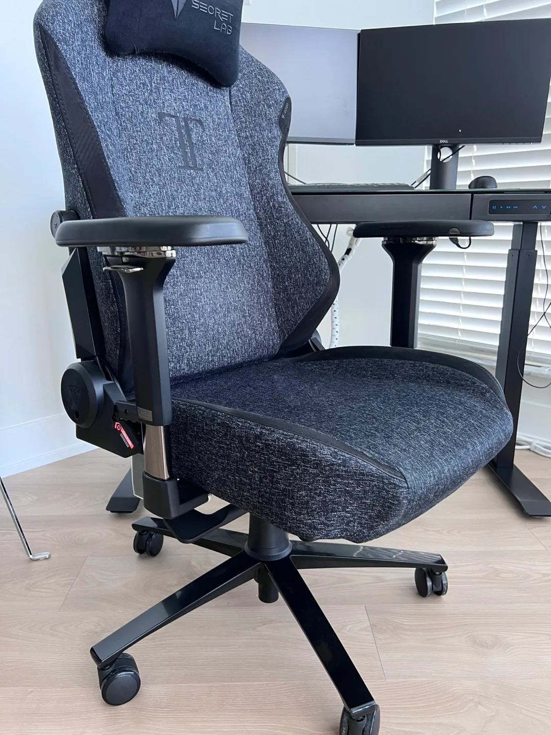 Secretlab Titan Evo 2022 Series Gaming Chair image indicator(3)