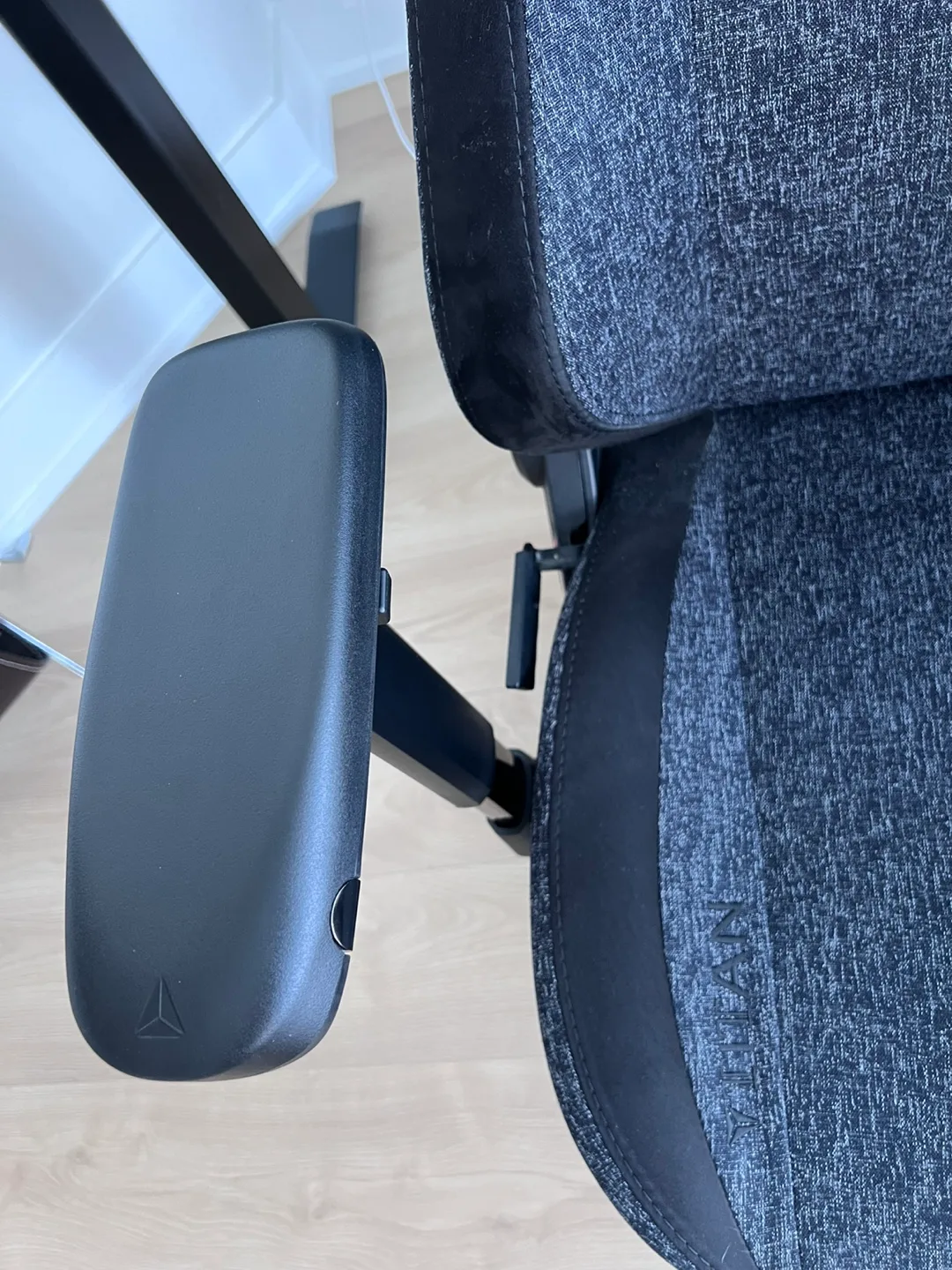 Secretlab Titan Evo 2022 Series Gaming Chair image indicator(7)