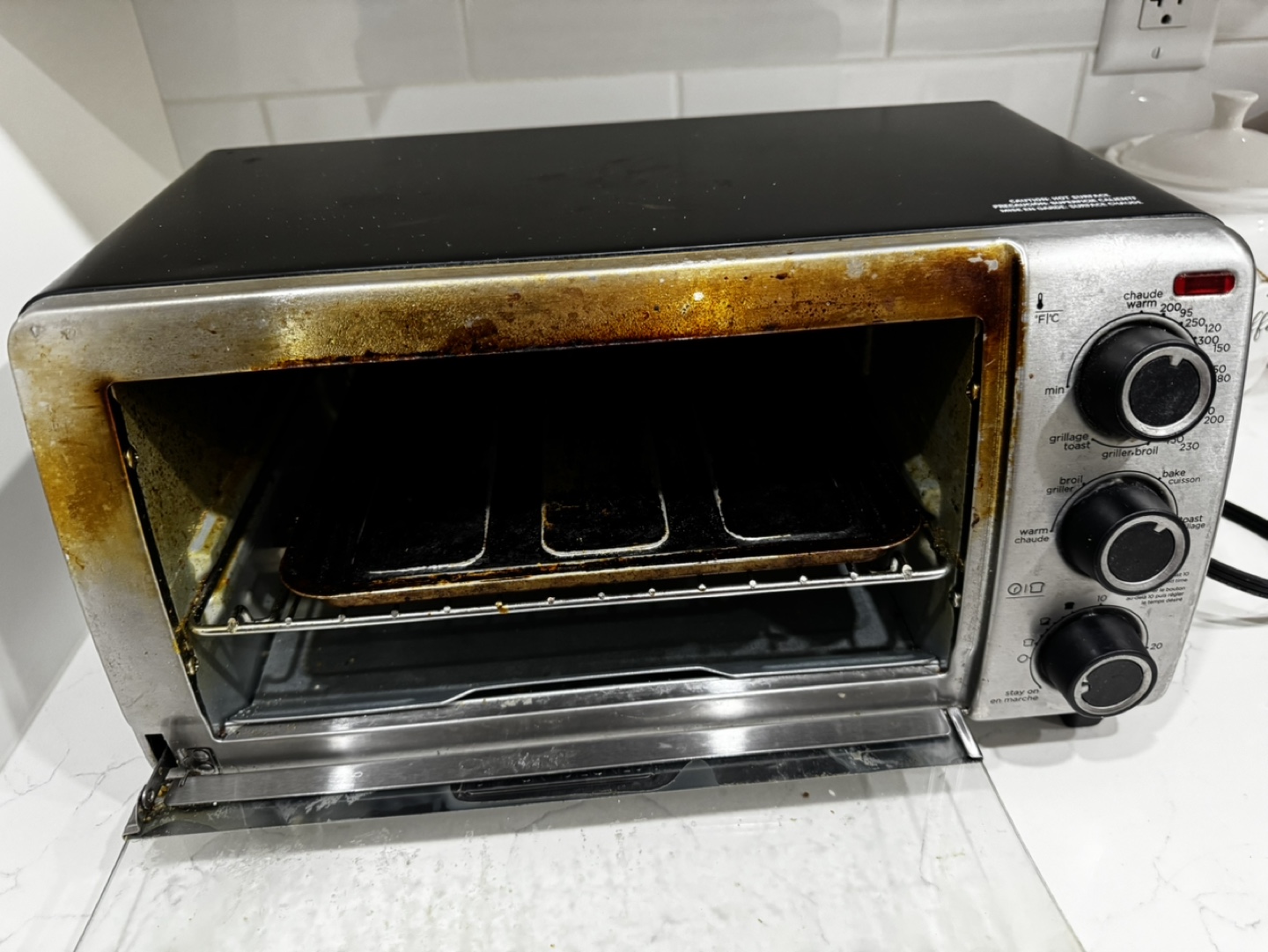 Black & Decker Toaster Oven - photo 4