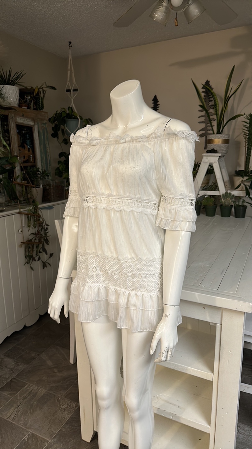Adiva White Off the Shoulder Blouse XS