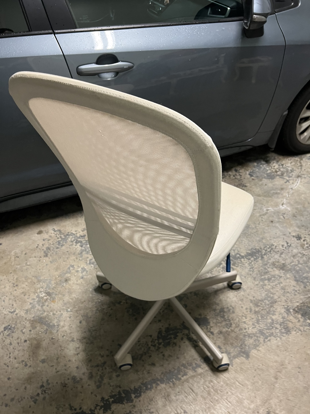 IKEA FLINTAN Office Chair in Beige - photo 3