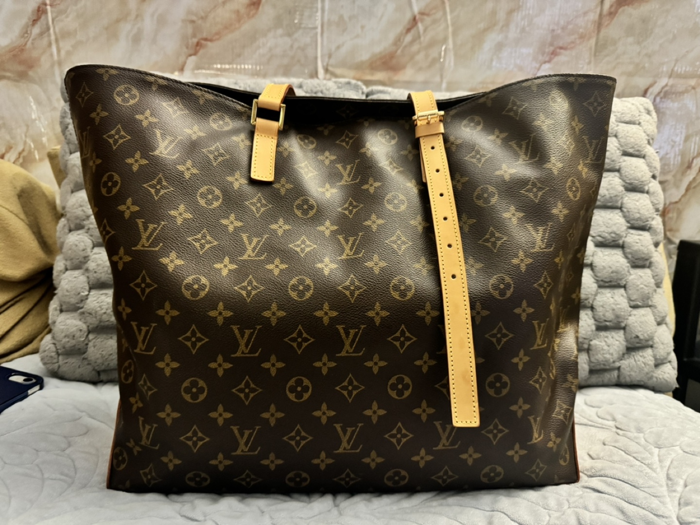 Louis Vuitton Cabas Alto Karrot