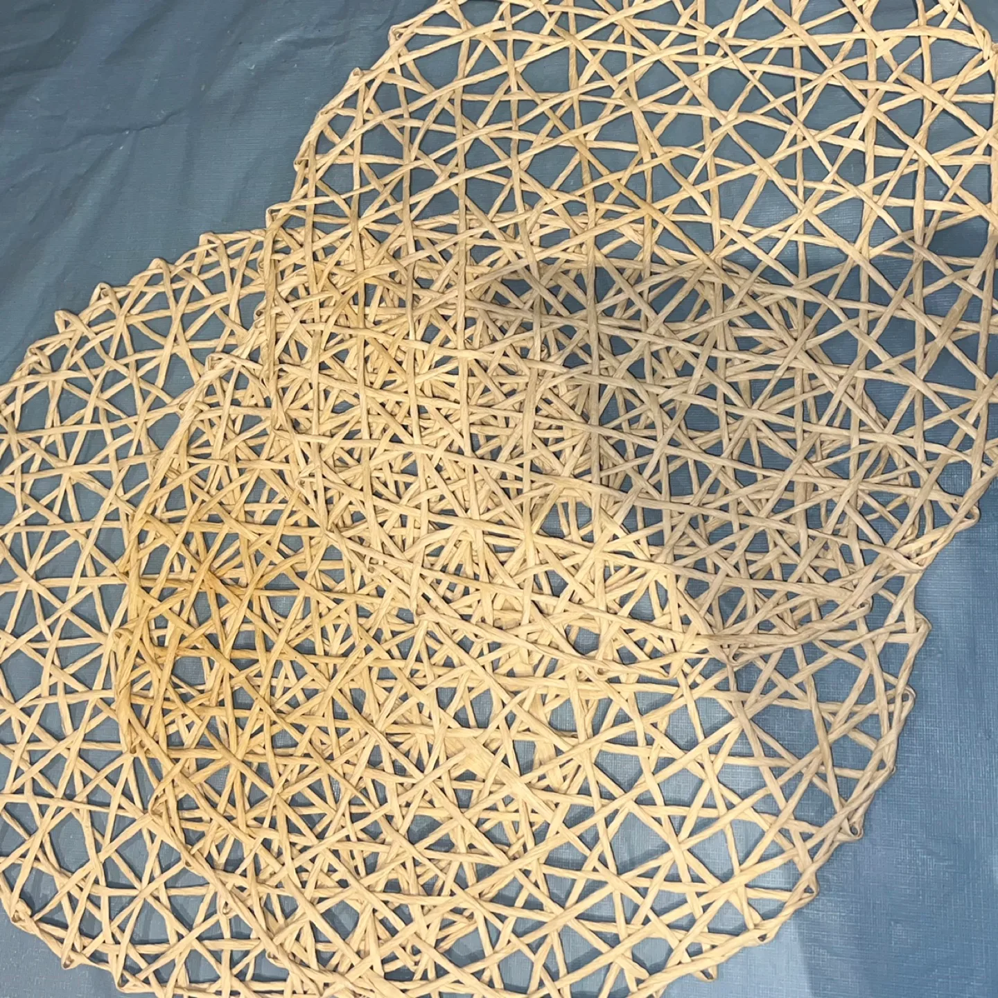 Set of 3 Woven Placemats image indicator(4)