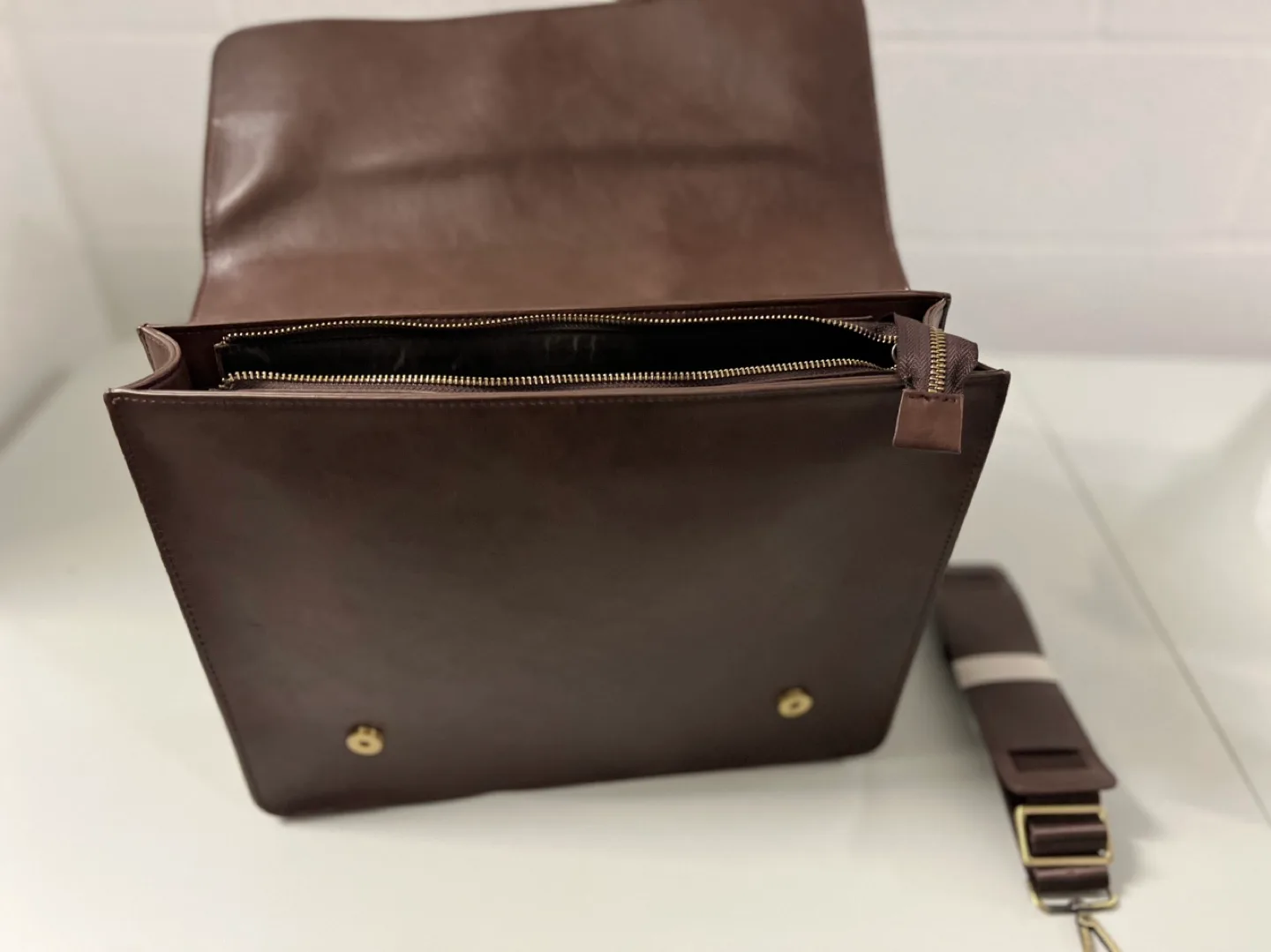 Brown Leather Briefcase (laptop bag) image indicator(4)