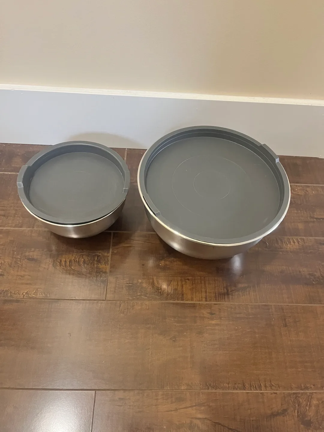 🧡4pcs Stainless Steel Mixing Bowls with Lids image indicator(2)