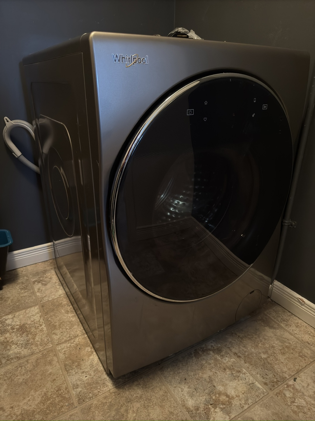 Whirlpool Washing Machine & Dryer (2 in 1)