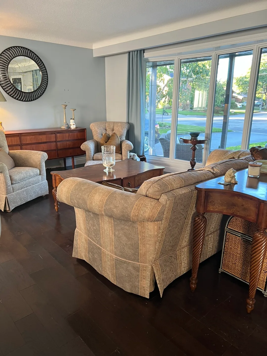 Two beautiful accent chairs and ottoman image indicator(4)