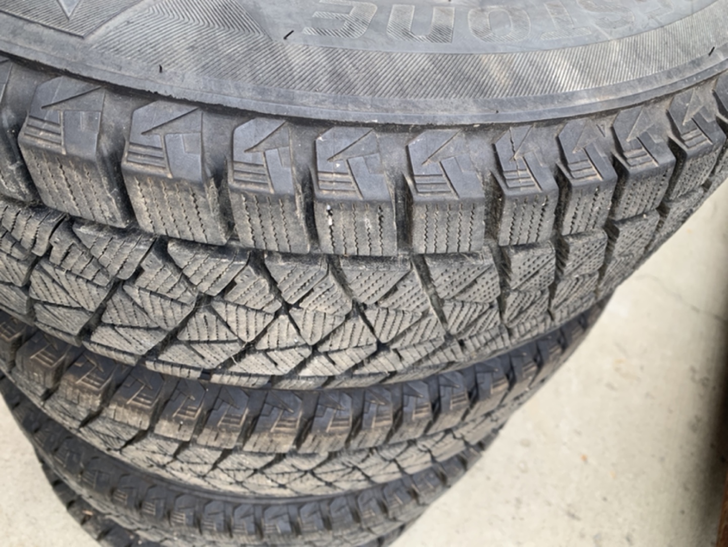 Set of 4 Winter Tires & Rims - photo 3