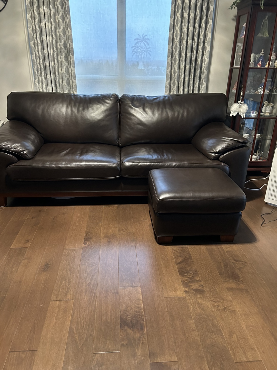 Leather Sofa with Ottoman - photo 2