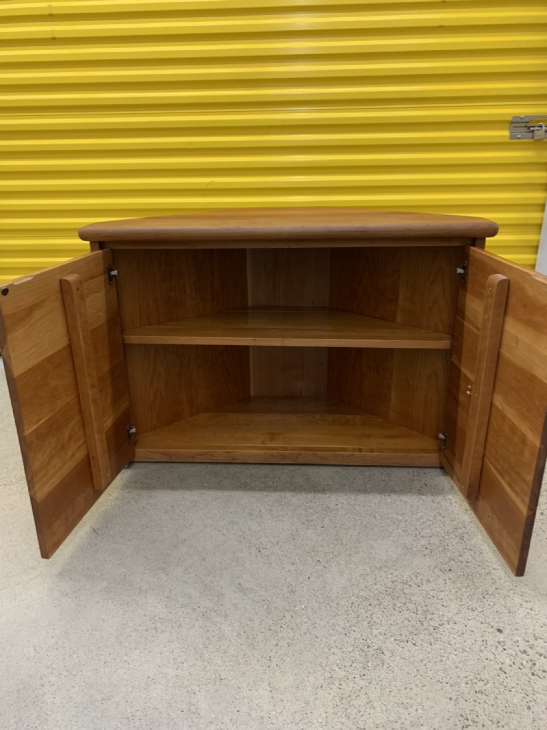 Corner Cabinet - photo 5