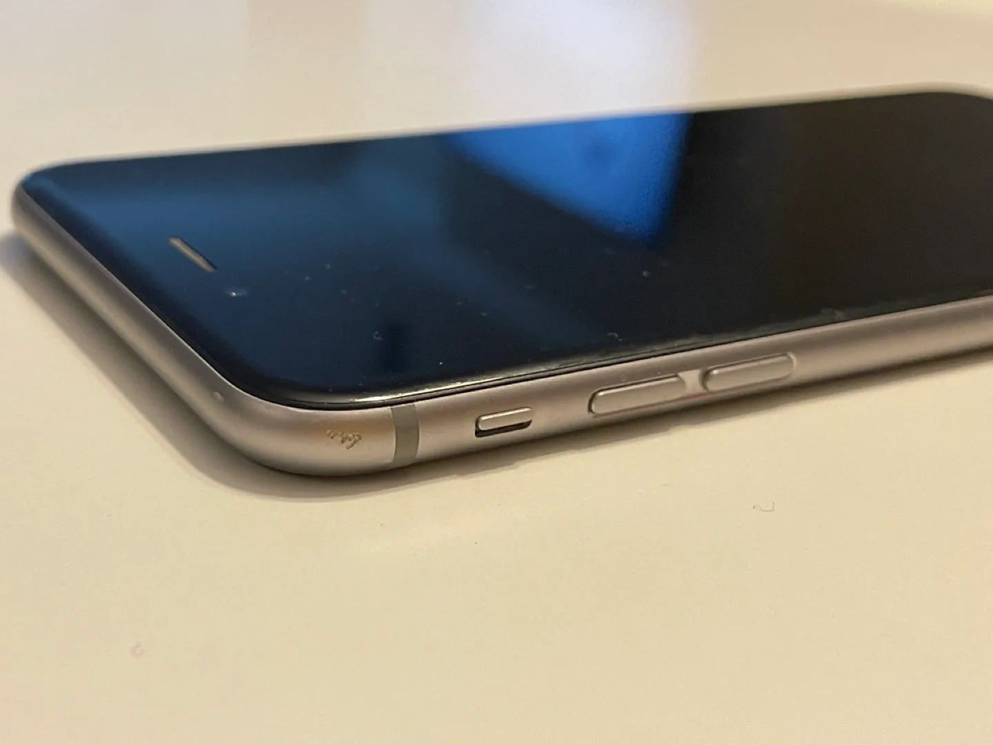 iPhone 6s Plus Unlocked image indicator(6)