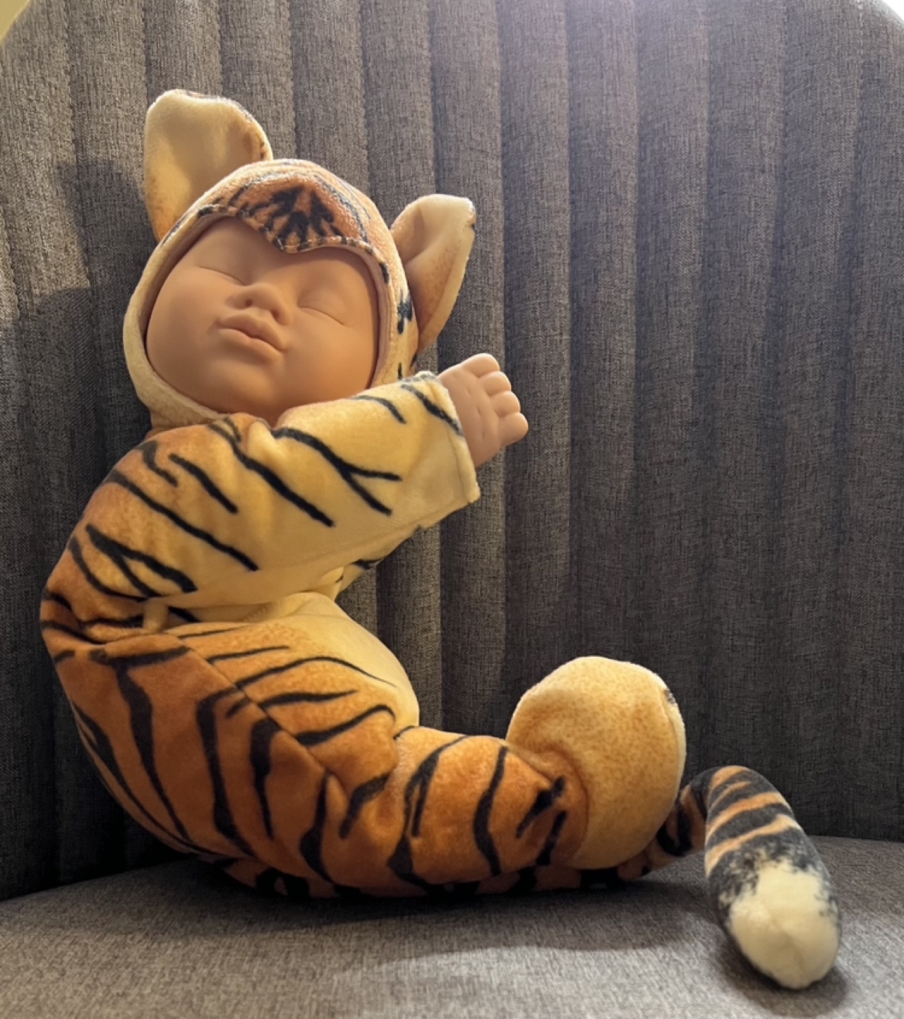 Vintage Anne Geddes Baby Tiger Newborn Collectible - photo 2