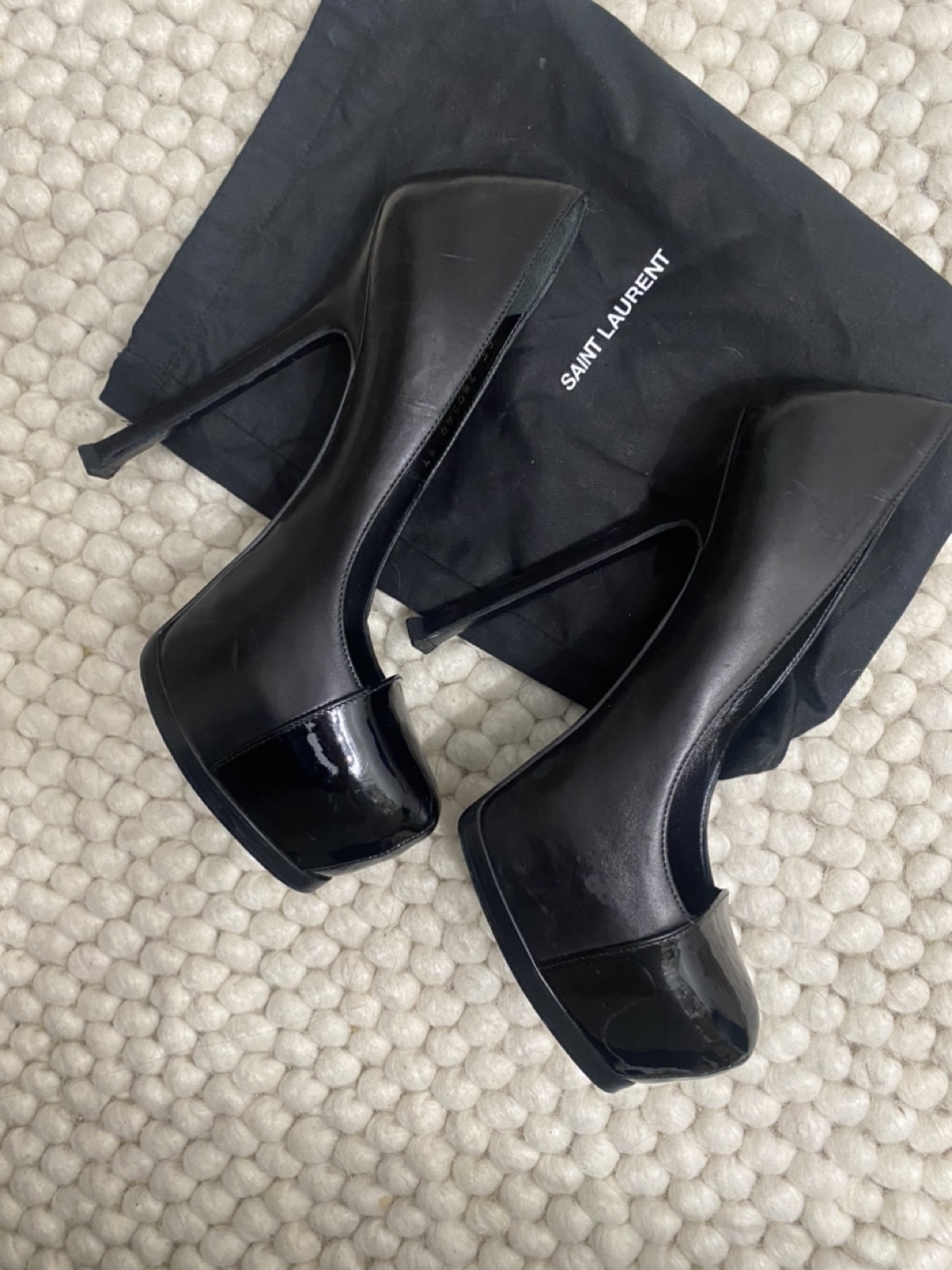 Saint Laurent Black Patent Leather Platform Pumps - photo 3