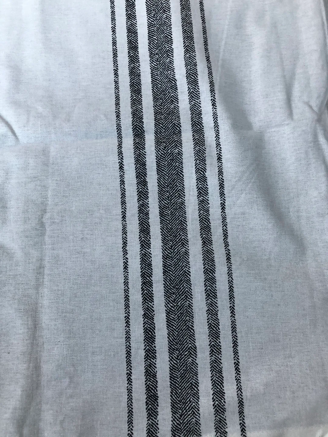 New White and Black Striped Tablecloth image indicator(5)