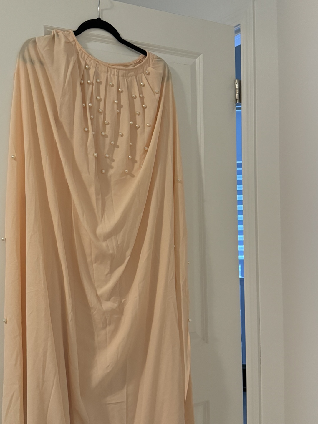 Peach Abaya with Pearl Detail - photo 3