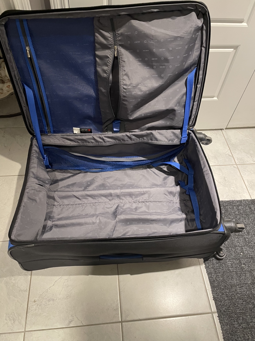 Delsey  Luggage Suitcase - photo 3