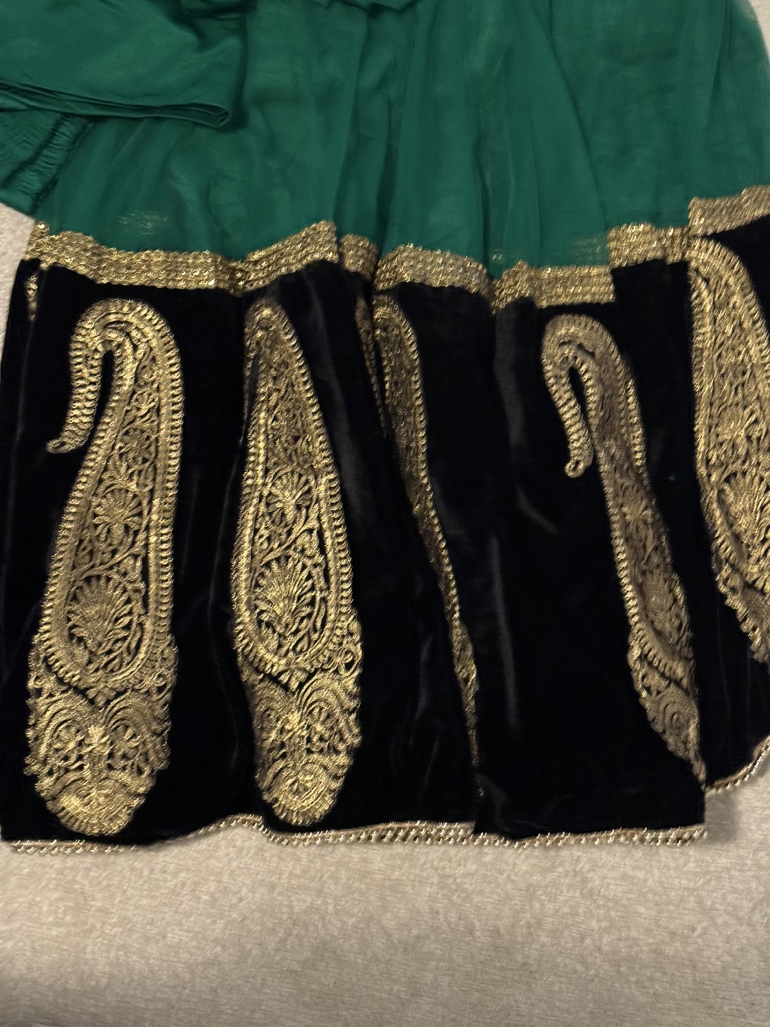 Green and Black Indian Salwar Kameez - photo 3