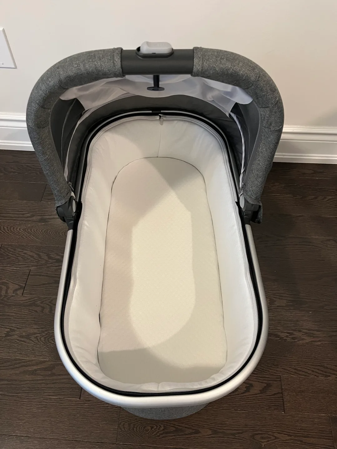 UPPAbaby Bassinet V2 image indicator(3)