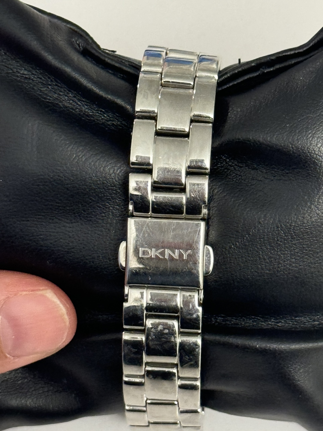 DKNY Women's Silver Tone Watch - photo 3