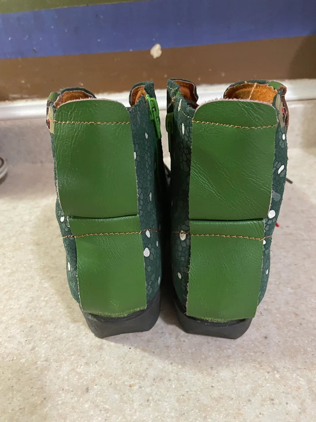 🧡 TMA Eyes Rad Green Leather Boots image indicator(5)