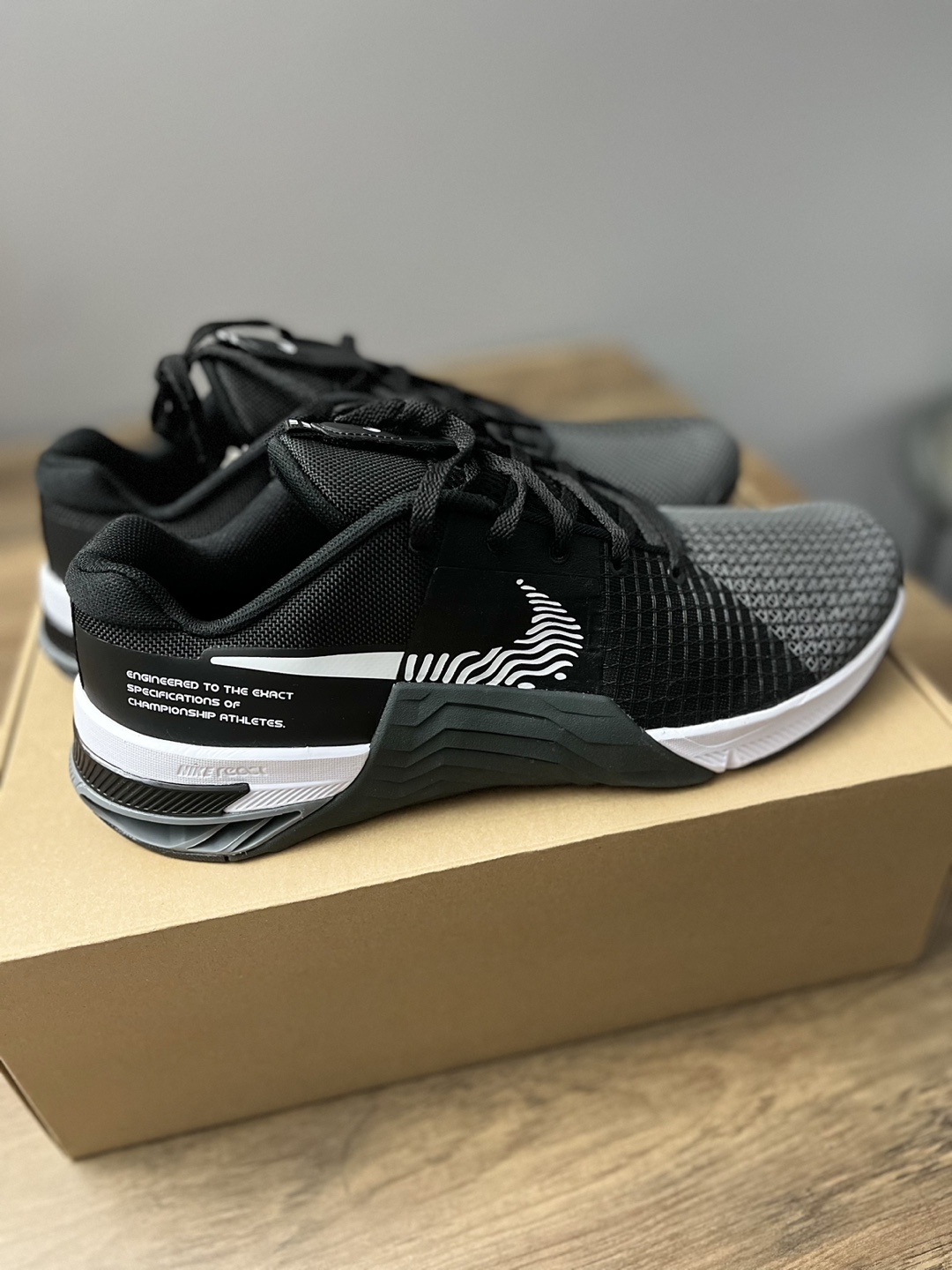 Nike Metcon 8 Black/White-Dk Smoke Grey Size 10.5 - photo 2