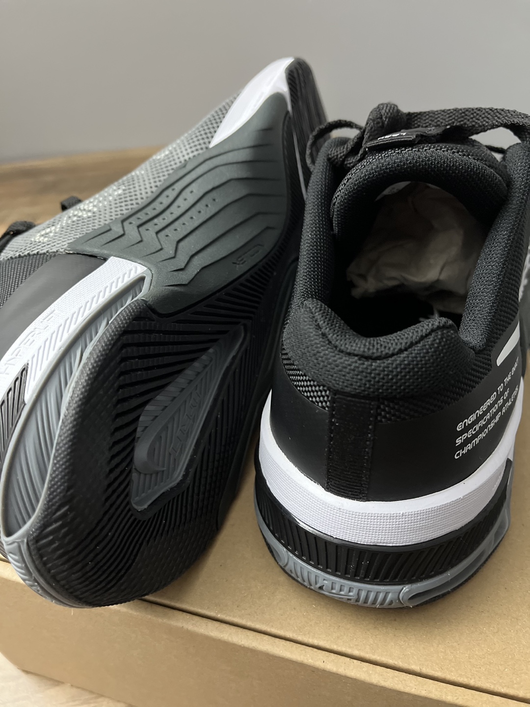 Nike Metcon 8 Black/White-Dk Smoke Grey Size 10.5 - photo 4