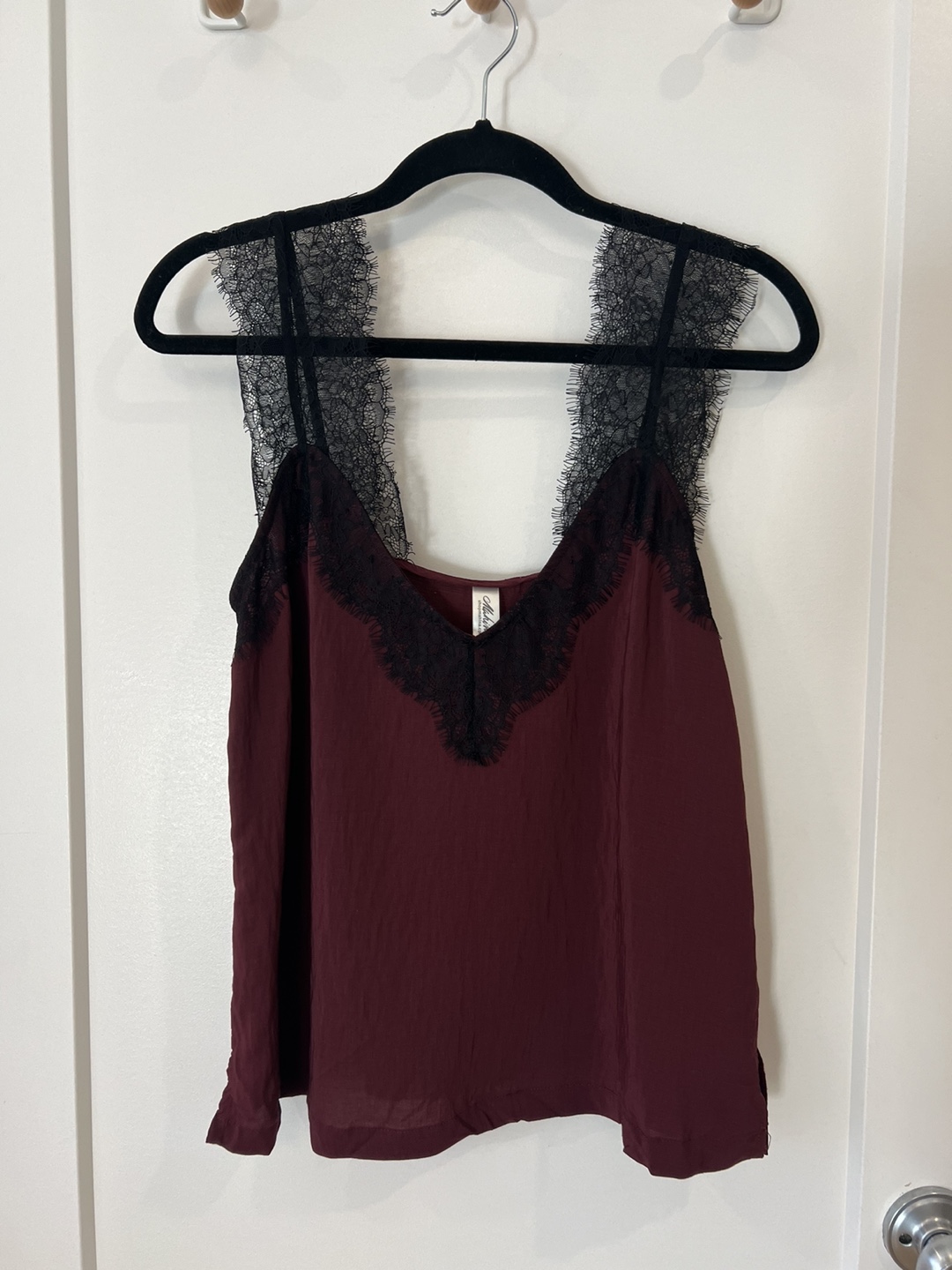 Burgundy Lace Trim Cami Top - photo 2
