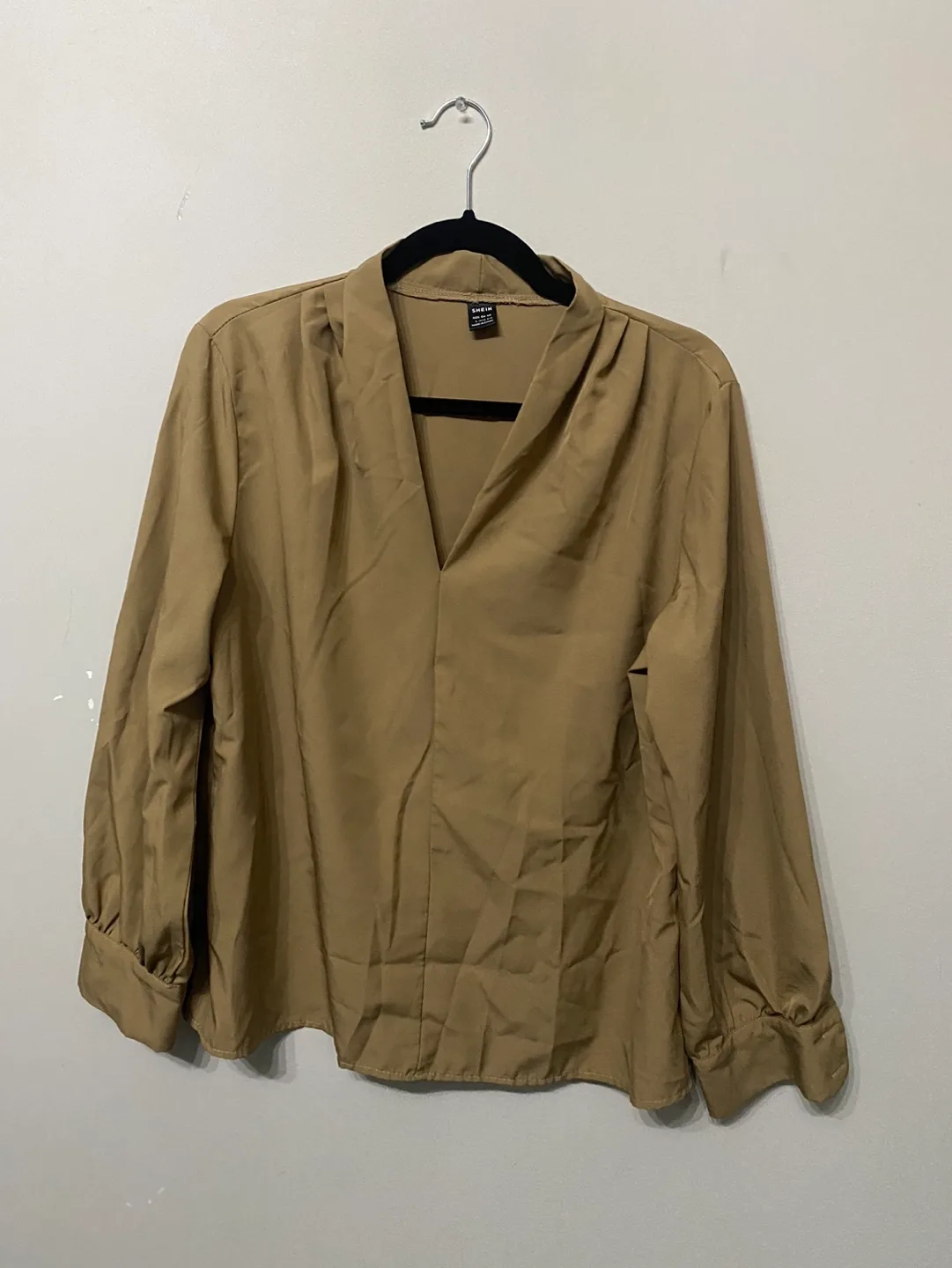 Bundle of 5 Tops - Charlotte Russe & Luna Allegria image indicator(6)