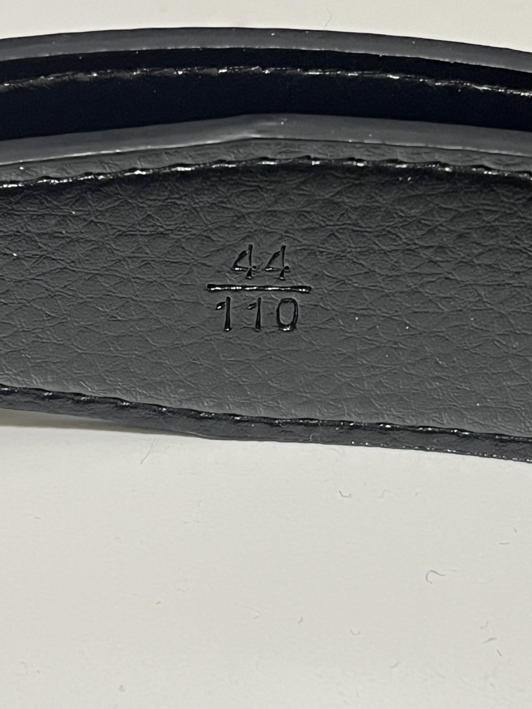 AMIRI Belt - White strap, white emblem, gold Outline - photo 3