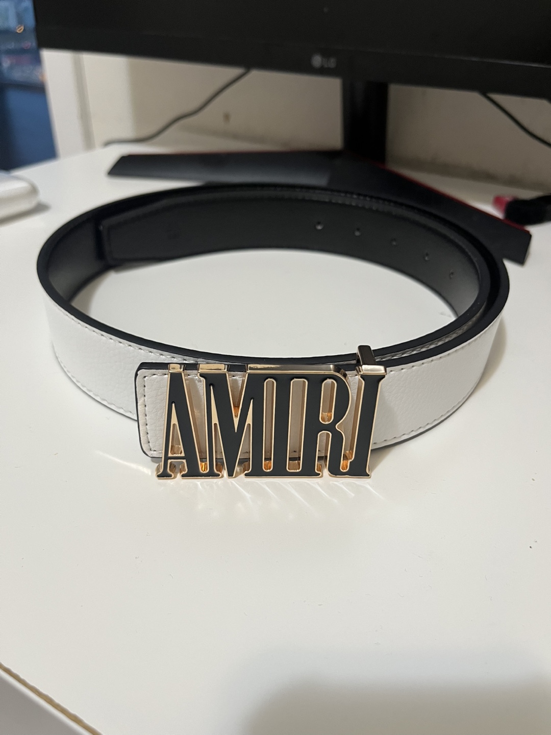 AMIRI Belt - White strap, white emblem, gold Outline