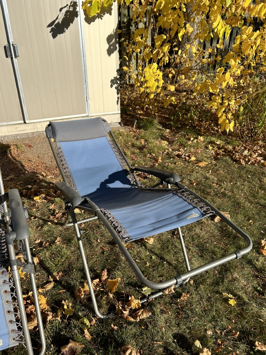 2 Zero Gravity Chairs - photo 3