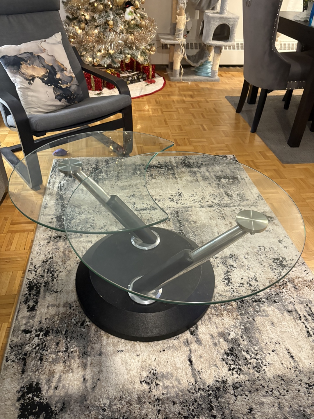 Circled swivel glass coffee table - photo 2