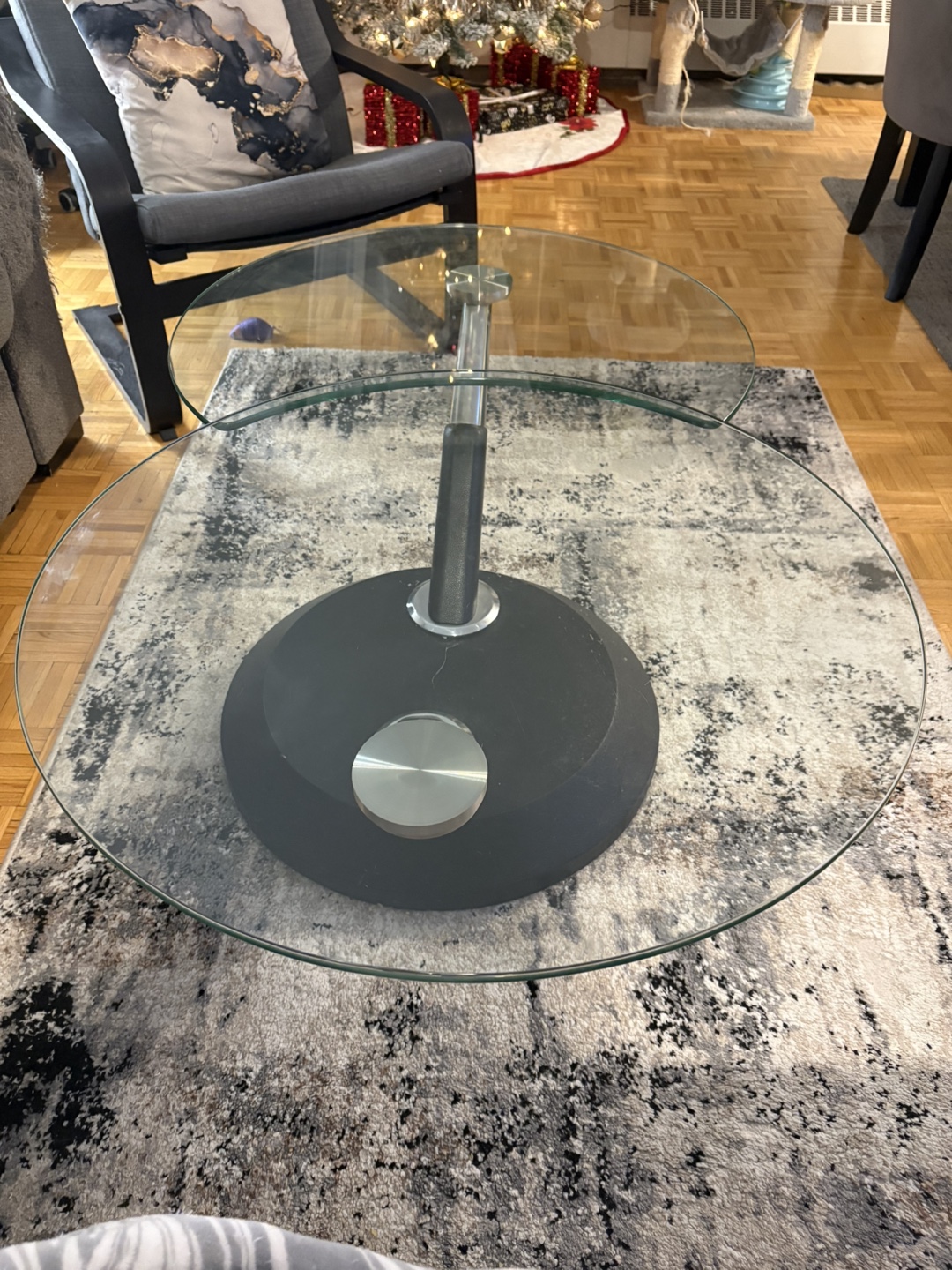 Circled swivel glass coffee table - photo 5