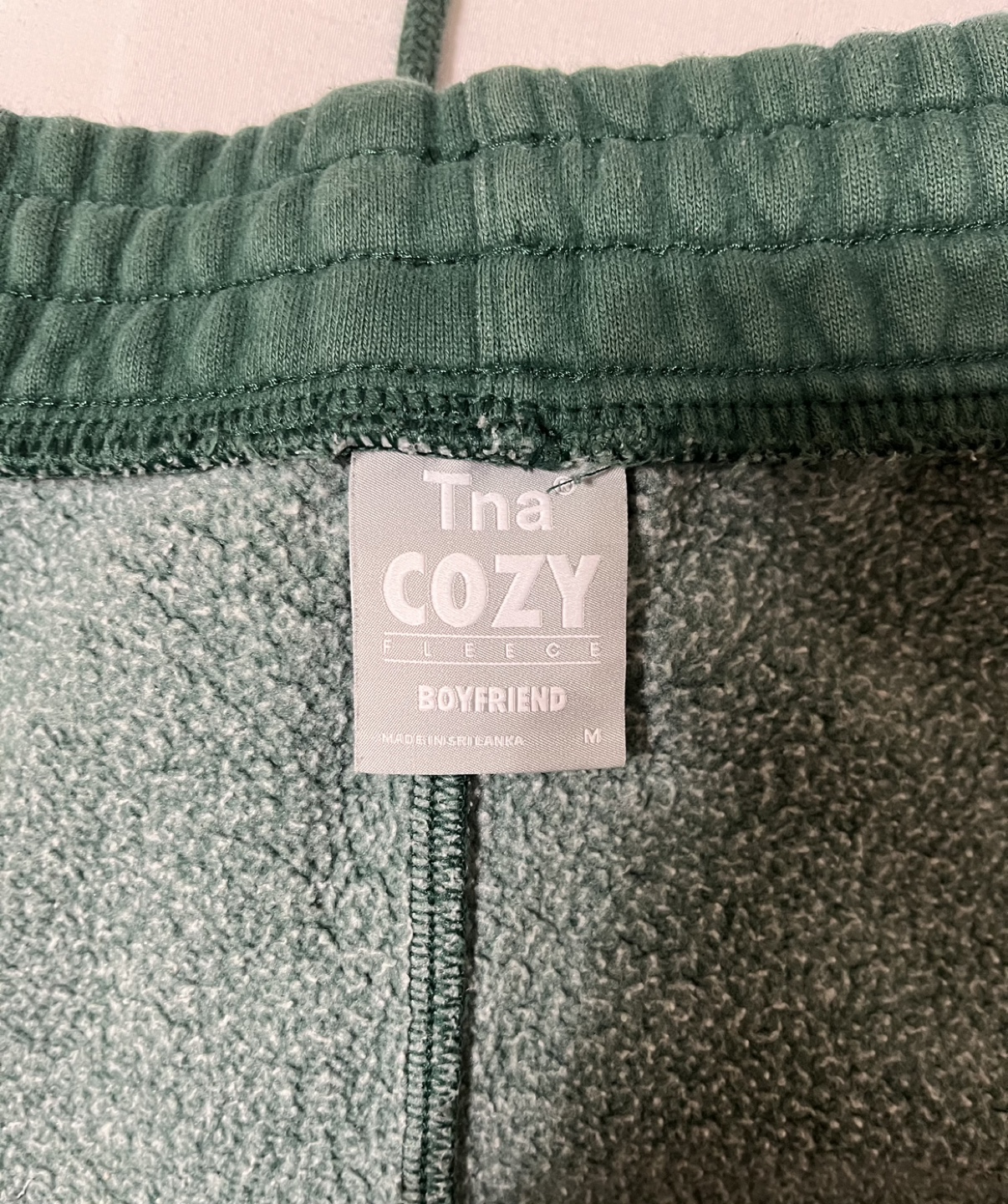 Aritzia TNA Cozy Fleece Boyfriend Mid-Thigh Sweatshort - photo 4
