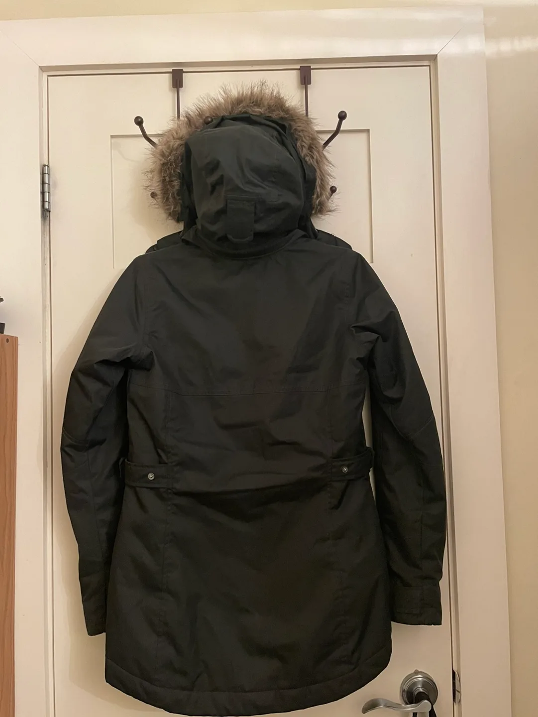 Adult Columbia Winter Jacket image indicator(3)