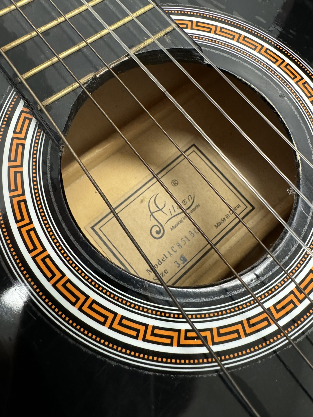 Aileen Acoustic Guitar Black $35 - photo 4