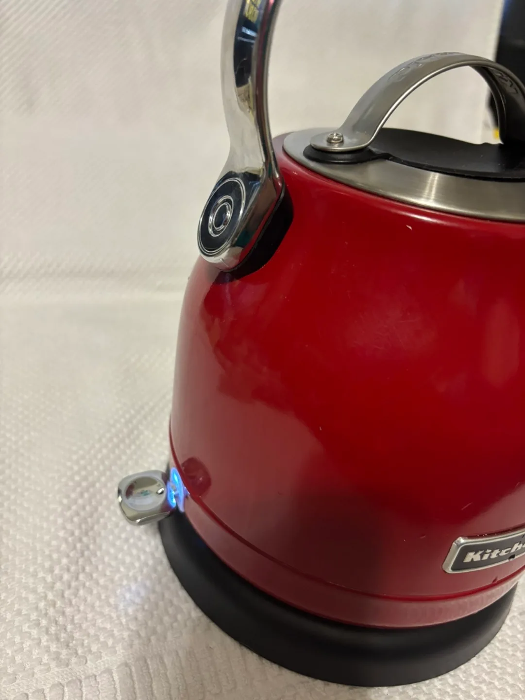 KitchenAid Electric Kettle Red image indicator(5)