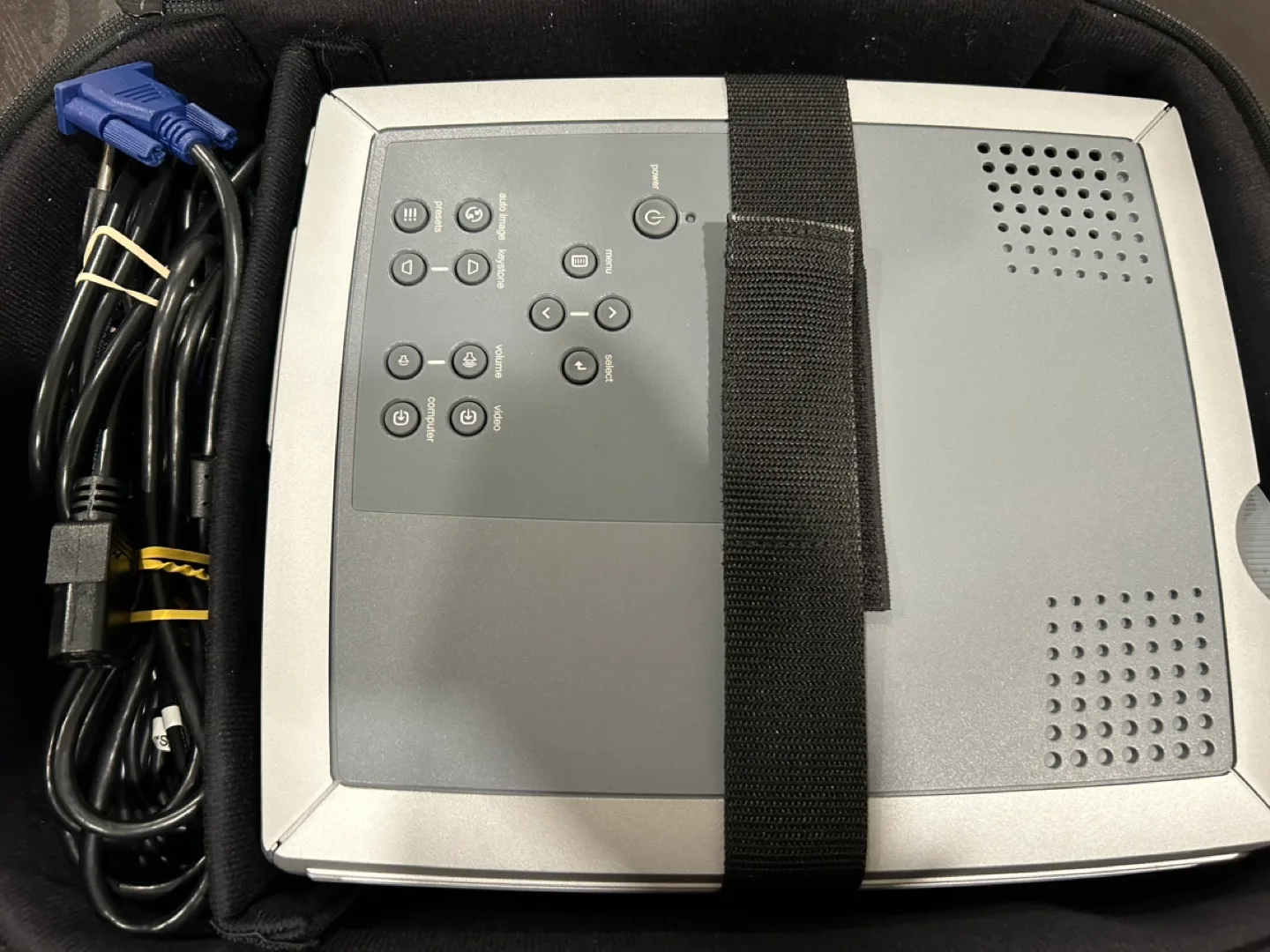 InFocus LP250 Projector image indicator(6)