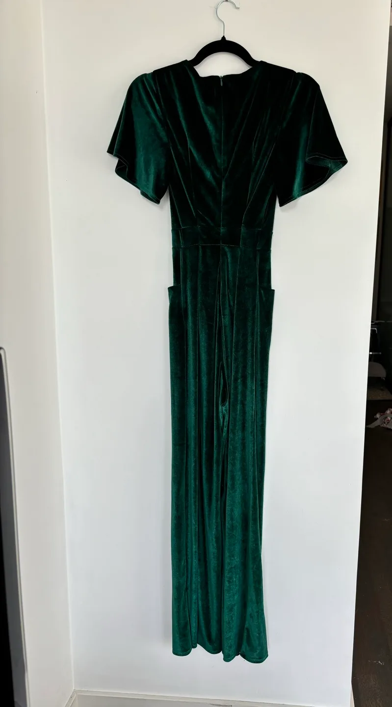 Green Velvet Jumpsuit image indicator(3)