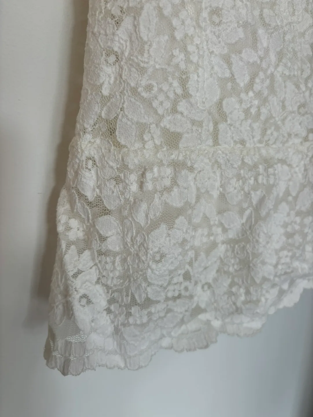 White Lace Mini Dress image indicator(3)