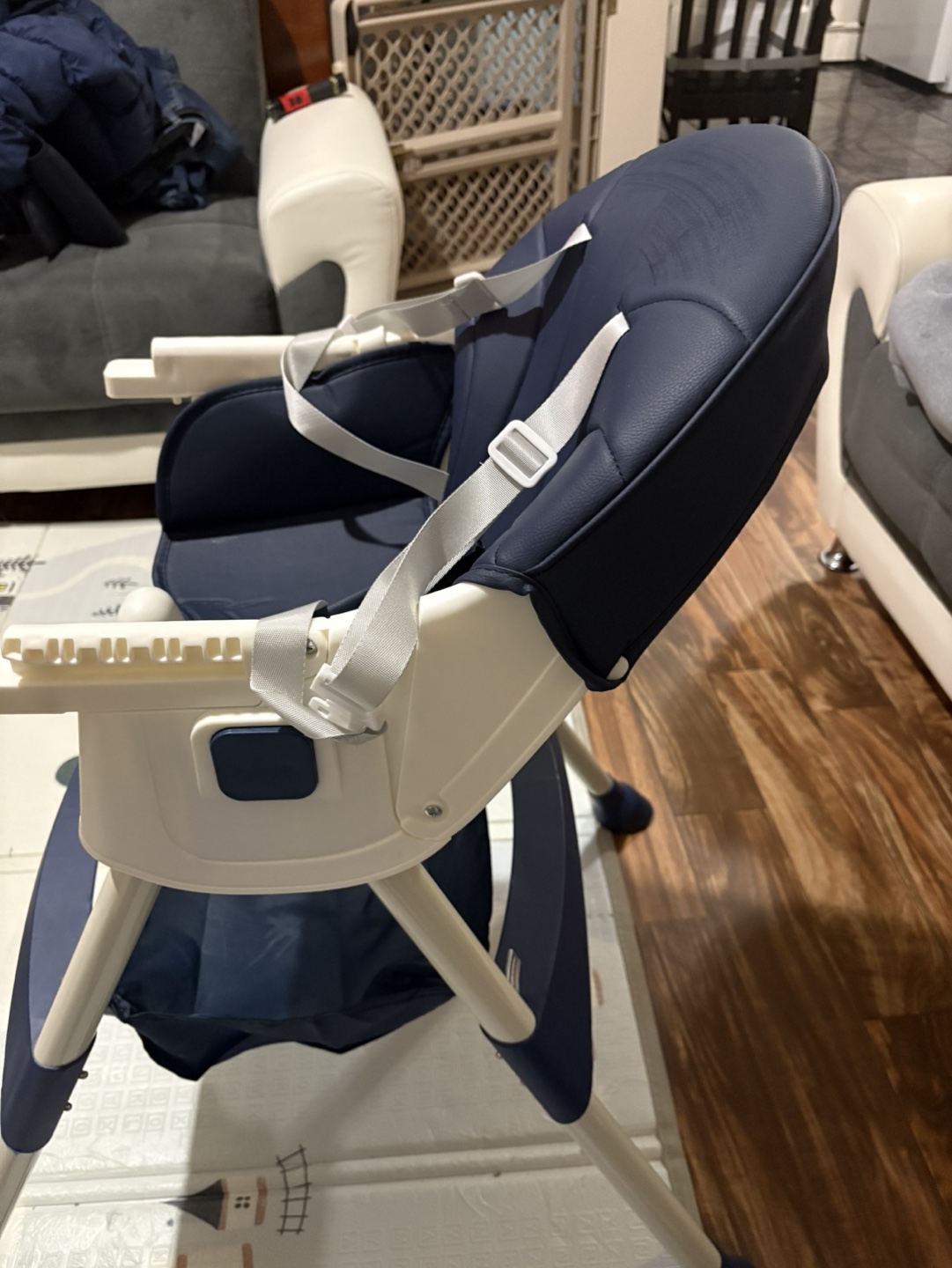 High Chair - photo 5